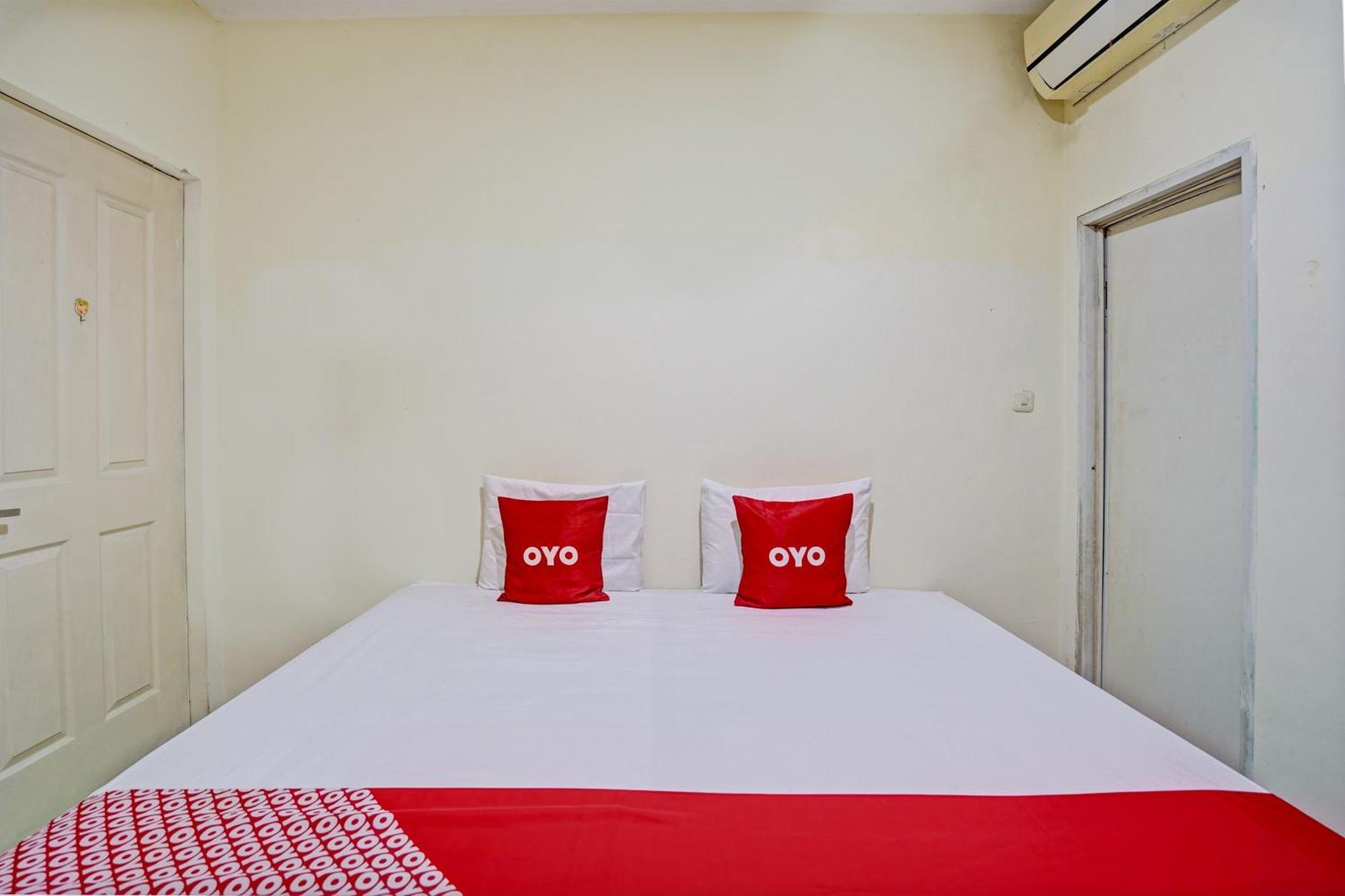 Oyo 93112 Garden Homestay 3 Merlion سورابايا المظهر الخارجي الصورة