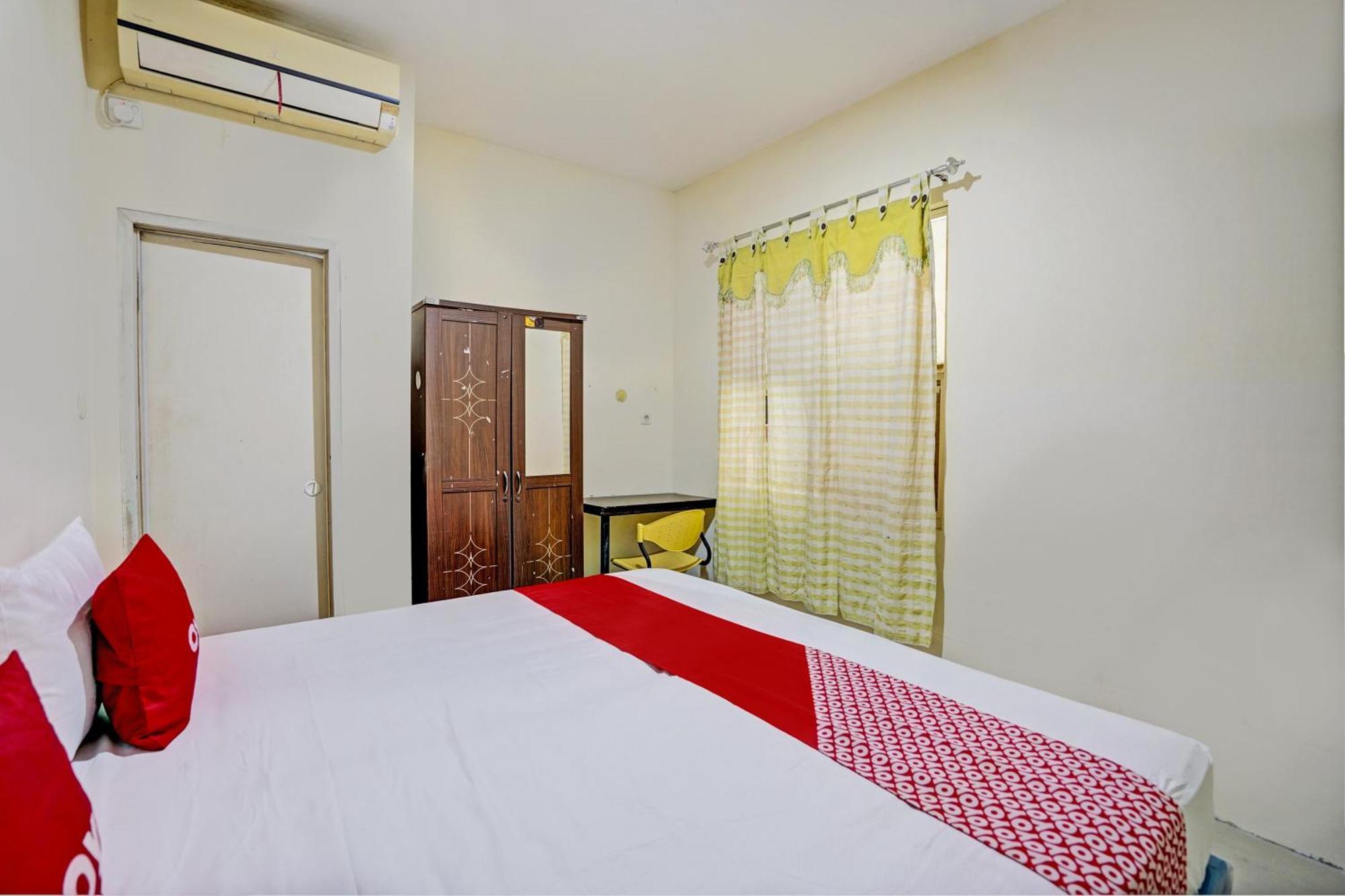 Oyo 93112 Garden Homestay 3 Merlion سورابايا المظهر الخارجي الصورة