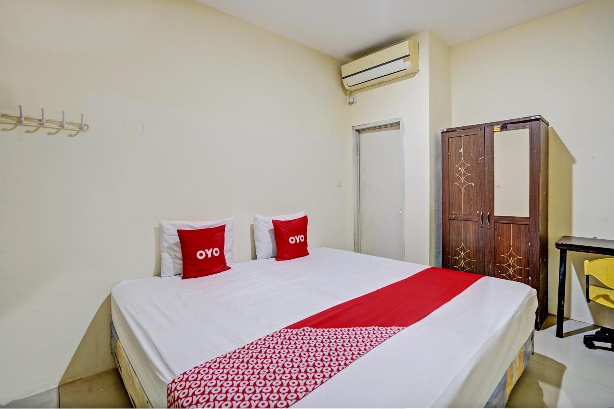 Oyo 93112 Garden Homestay 3 Merlion سورابايا المظهر الخارجي الصورة
