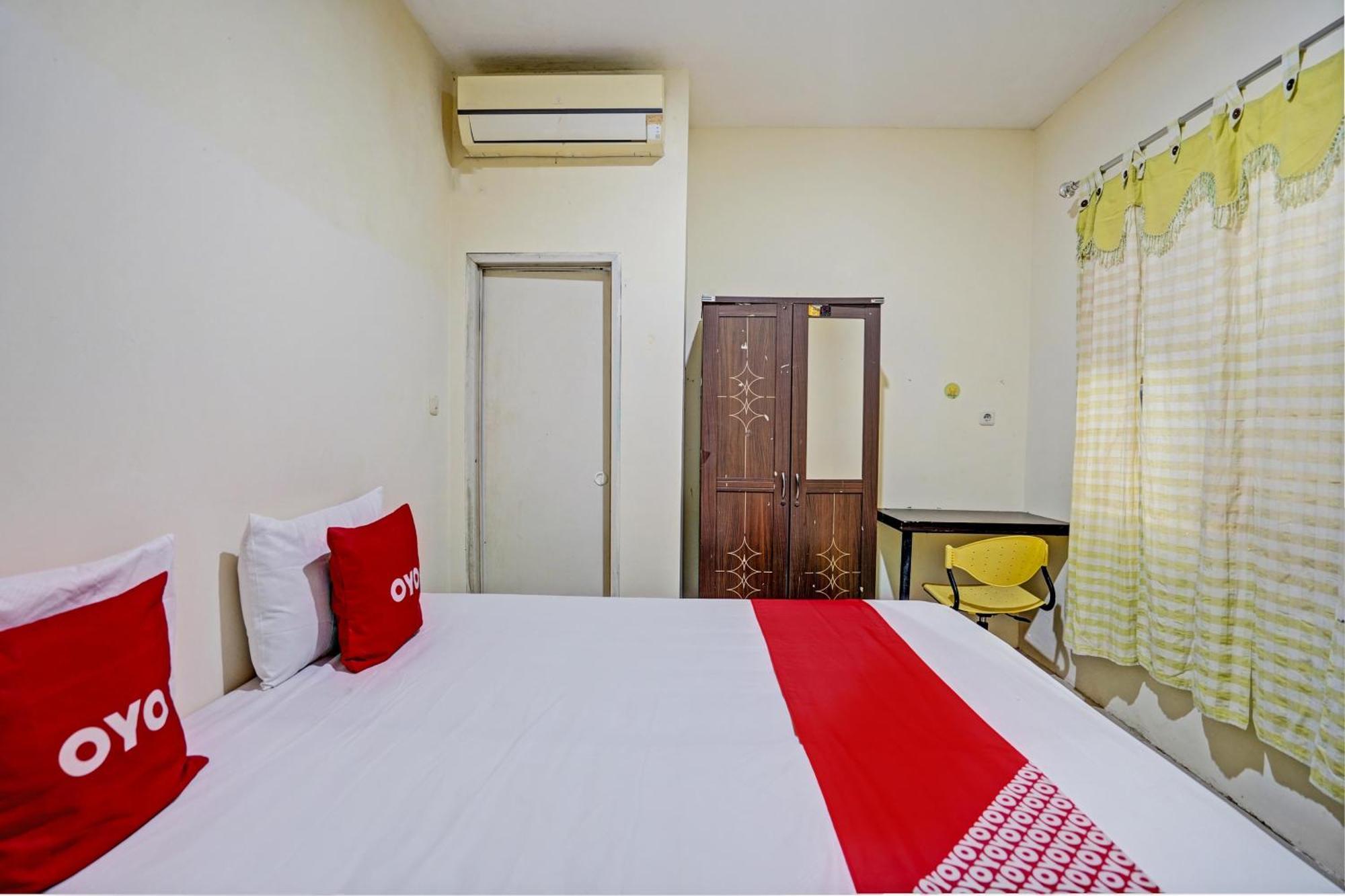 Oyo 93112 Garden Homestay 3 Merlion سورابايا المظهر الخارجي الصورة