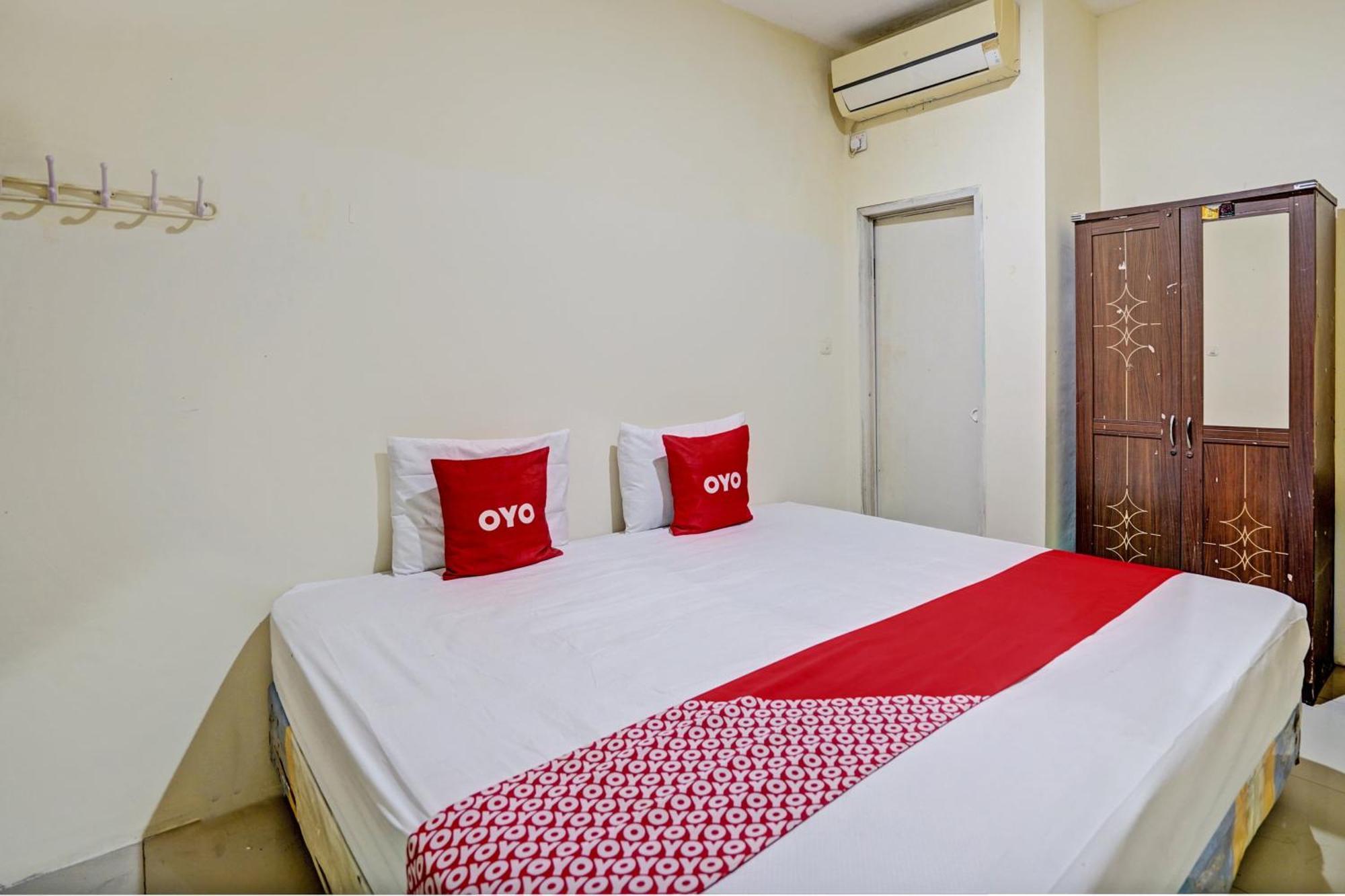 Oyo 93112 Garden Homestay 3 Merlion سورابايا المظهر الخارجي الصورة